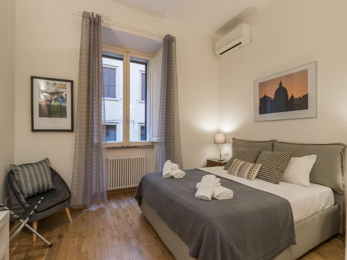 The Best Rent - Elegant Flat Near Colosseum Рим Екстериор снимка