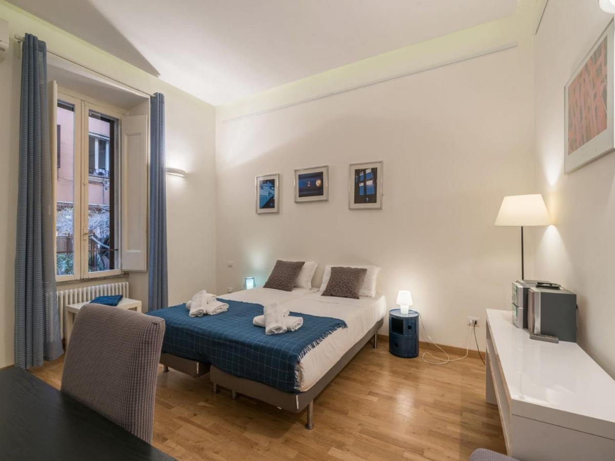 The Best Rent - Elegant Flat Near Colosseum Рим Екстериор снимка